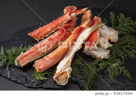新鮮で美味しいタラバガニ 新鮮で美味しいタラバガニ 93917494
