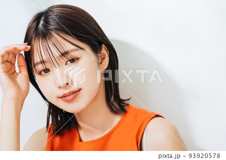 ヘアスタイル メイクアップイメージ ヘアスタイル メイクアップイメージ 93920578