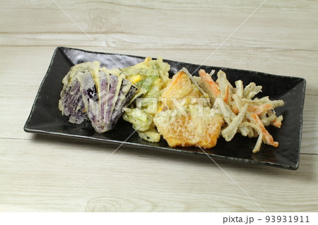 野菜の天ぷら四種盛り合わせ 野菜の天ぷら四種盛り合わせ 93931911