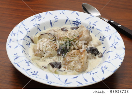 チキンのクリーム煮 チキンのクリーム煮 93938738