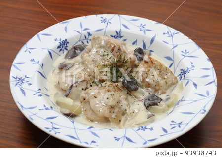 チキンのクリーム煮 チキンのクリーム煮 93938743