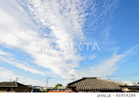 秋の雲 93954299