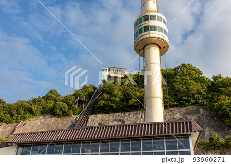 弥彦山スカイラインのパノラマタワー　新潟県 93960271
