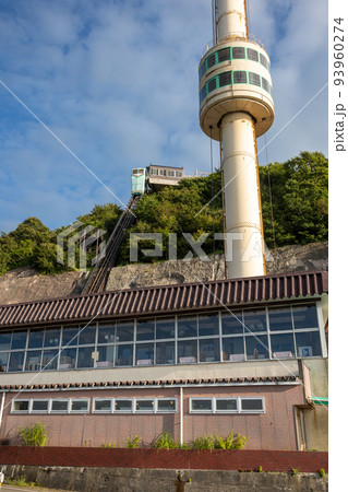 弥彦山スカイラインのパノラマタワー　新潟県 93960274