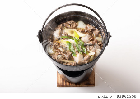 ［山形県］山形芋煮　牛肉醤油味 93961509