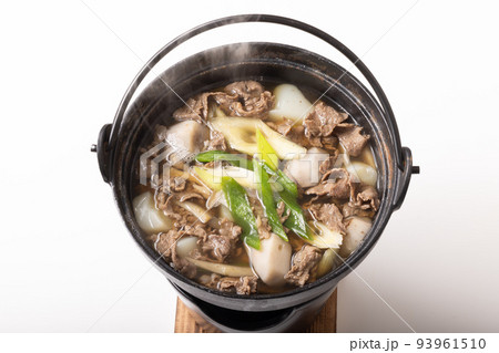 ［山形県］山形芋煮　牛肉醤油味 93961510