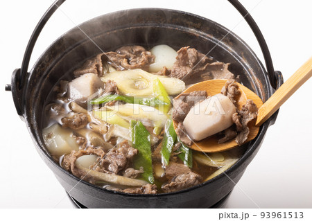 ［山形県］山形芋煮　牛肉醤油味 93961513