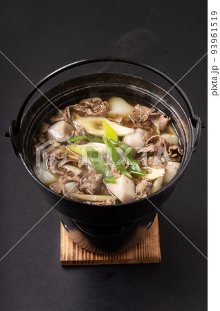 ［山形県］山形芋煮　牛肉醤油味 93961519