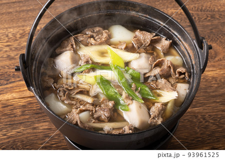 ［山形県］山形芋煮　牛肉醤油味 93961525