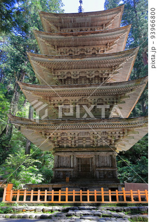 羽黒山 国宝五重塔 羽黒山 国宝五重塔 93966800