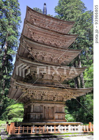 羽黒山 国宝五重塔 羽黒山 国宝五重塔 93966805