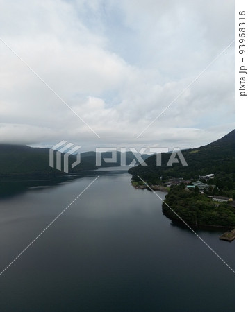 《神奈川県》芦ノ湖縦撮り空撮その2 93968318