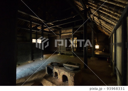 箱木千年家　母家内部（兵庫県神戸市北区山田町） 93968331