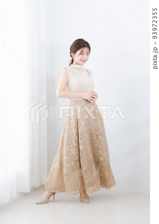ポートレート(若い女性 ポートレート(若い女性 93972355