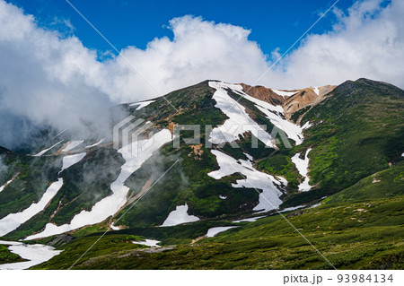 春の大雪山 春の大雪山 93984134