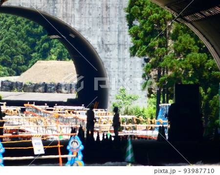 工事現場 93987710