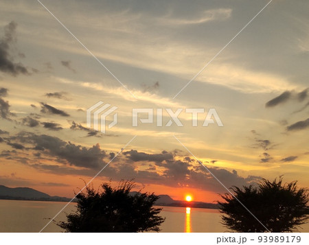 宍道湖の夕暮れ 93989179