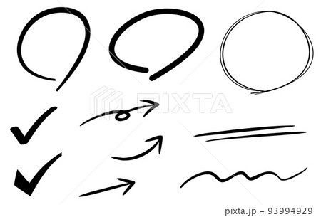 ペンで書いたような丸やチェックマーク　強調装飾 93994929
