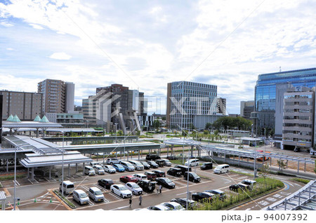 金沢駅西口の駅前風景 金沢駅西口の駅前風景 94007392