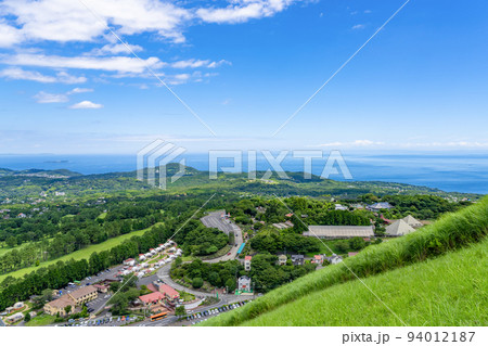 静岡県伊東市 大室山 静岡県伊東市 大室山 94012187
