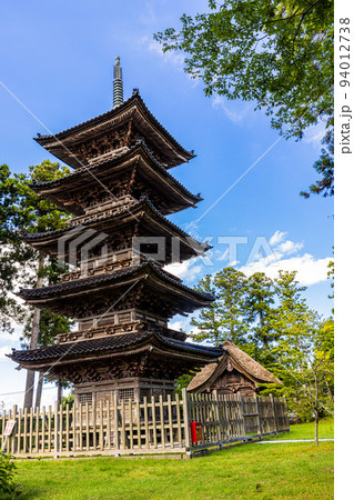 【新潟県・妙宣寺】新潟県内に現存する唯一の『五重塔』 夏編 8月 【新潟県・妙宣寺】新潟県内に現存する唯一の『五重塔』 夏編 8月 94012738