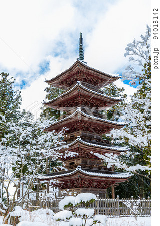 【新潟県・妙宣寺】新潟県内に現存する唯一の『五重塔』冬編 1月 【新潟県・妙宣寺】新潟県内に現存する唯一の『五重塔』冬編 1月 94013142