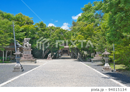 【中山神社】 岡山県津山市一宮 【中山神社】 岡山県津山市一宮 94015134