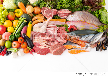 新鮮な食材の盛り合わせ 94016353