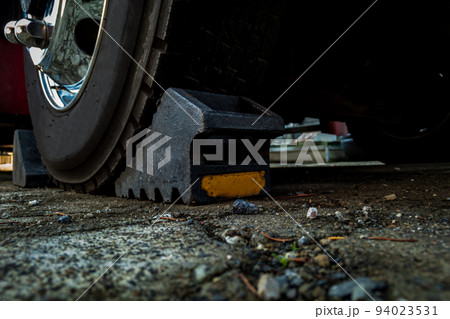 various various 94023531