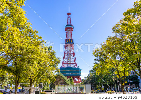 札幌　テレビ塔　さっぽろ大通公園 94028109