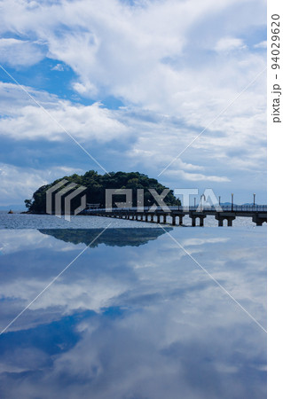 蒲郡市竹島ガマニ塩湖写真 94029620