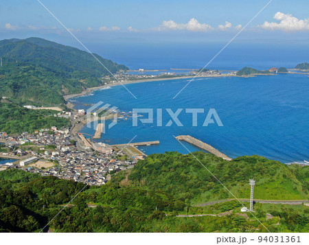 長崎野母崎の権現山展望公園の上空から野母漁港の空撮 94031361