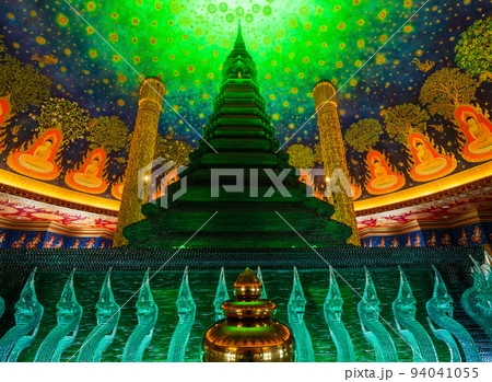 バンコク　ワット・パクナム 94041055