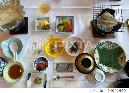 旅館の朝食 旅館の朝食 94041969