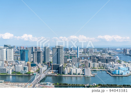 【東京都】晴天の都市風景 【東京都】晴天の都市風景 94043381
