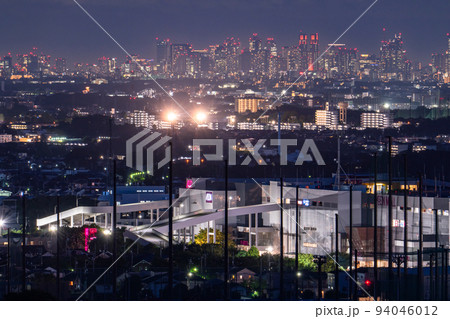 《東京都》新宿副都心と東京の夜景・遠景 《東京都》新宿副都心と東京の夜景・遠景 94046012