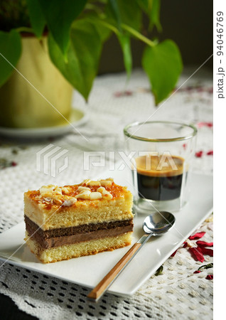 Crunchy Krantz Cake Walnut Cake 94046769