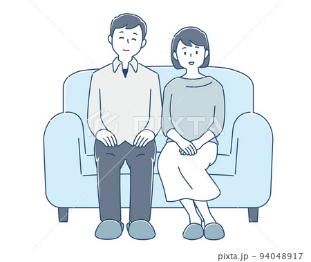 ソファに座る若い男女 94048917