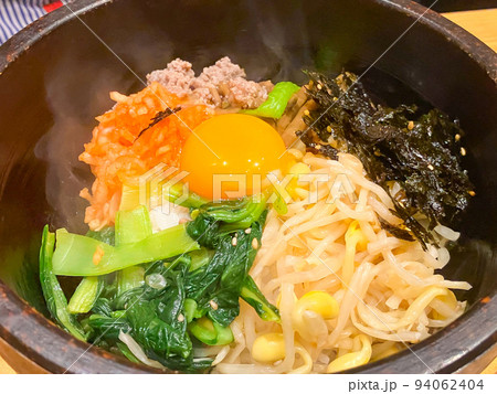 韓国伝統料理・石焼ビビンバ 94062404