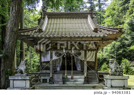 栗渓神社 拝殿 鳥取県鳥取市 栗渓神社 拝殿 鳥取県鳥取市 94063381