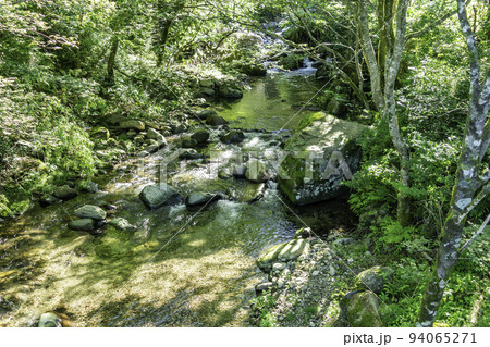 三徳山三佛寺　三徳川　鳥取県三朝町 94065271