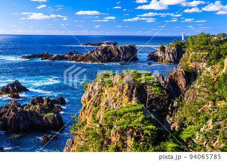 【新潟県･尖閣湾】日本のフィヨルド尖閣湾 佐渡島 夏 8月　 94065785
