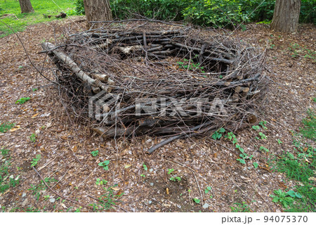 公園の緑地管理　バイオネスト・堆肥置き場 94075370