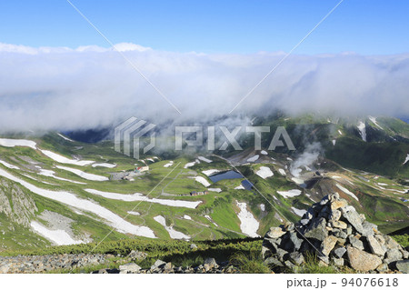 眼下に広がる雲海 立山 富山 眼下に広がる雲海 立山 富山 94076618