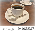 店内のブラックコーヒー 94083587