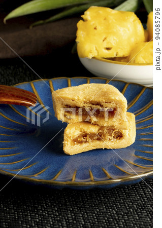 パイナップルケーキ 月餅 中秋 94085796