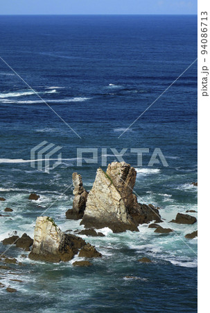 Cantabrian Sea Clifs, Asturias, Spain Cantabrian Sea Clifs, Asturias, Spain 94086713