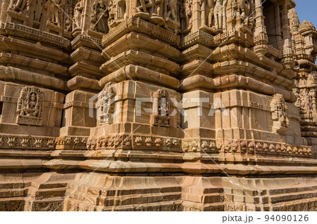 インド ラージャスターン州にあるチッタウルガル砦内にあるジャイナ教寺院 インド ラージャスターン州にあるチッタウルガル砦内にあるジャイナ教寺院 94090126