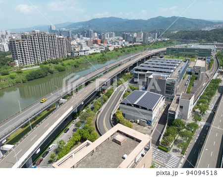 アウトバーン 自動車道 自動車専用道路 94094518