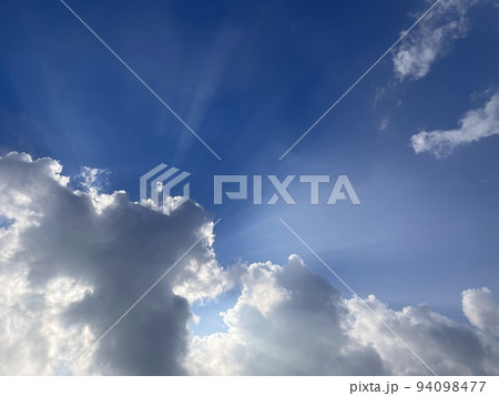 青空 青い空 ブルースカイ 94098477